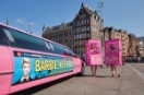 Ken en Barbie in actie in Amsterdam